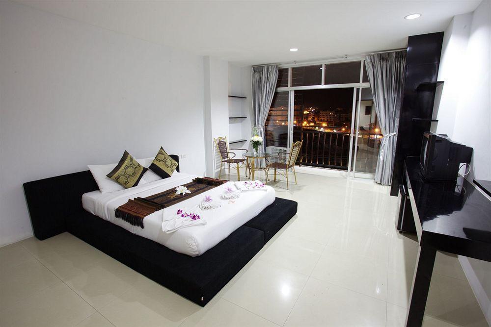 Lars-Lita Residence Patong Buitenkant foto