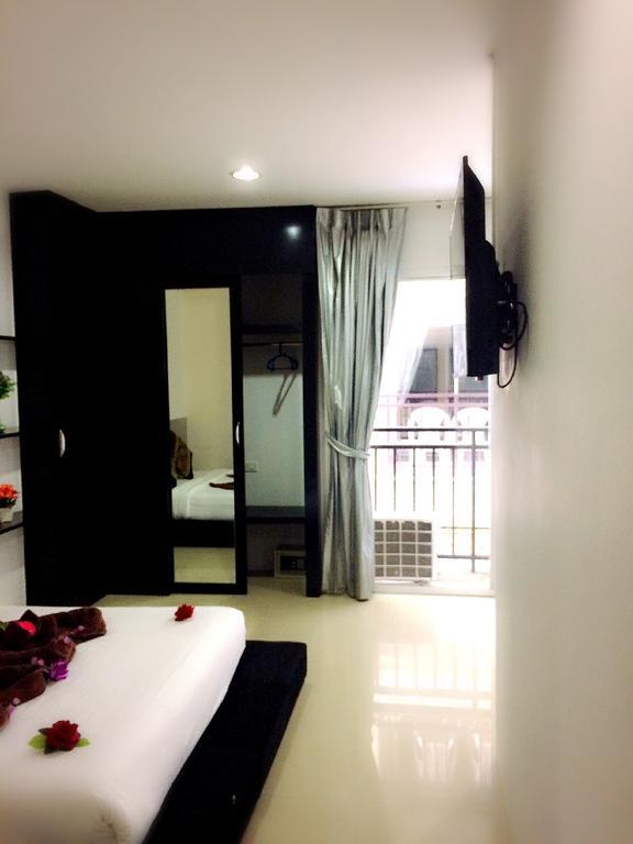 Lars-Lita Residence Patong Buitenkant foto